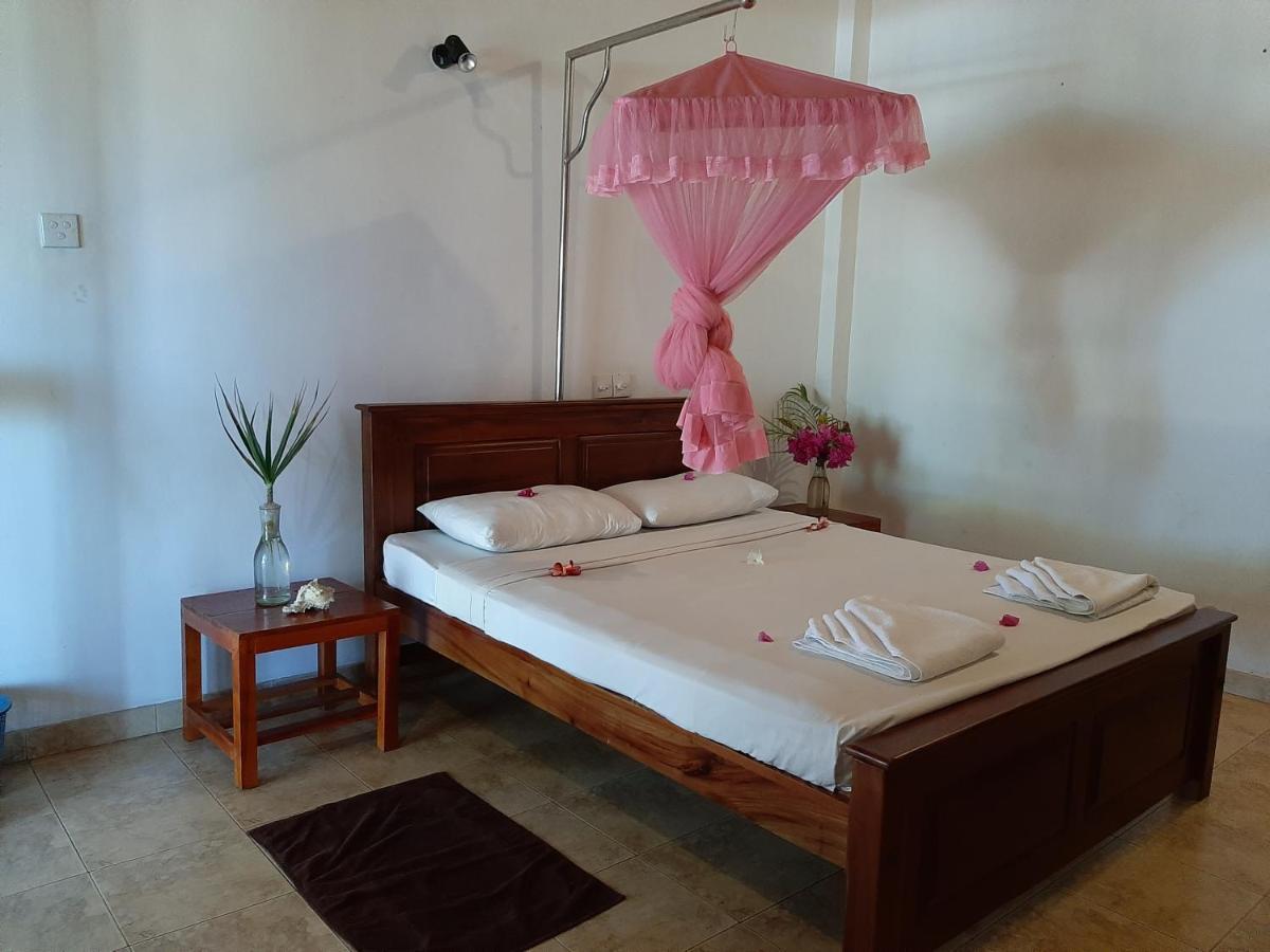 Lobster Beach Hotel Tangalle Luaran gambar