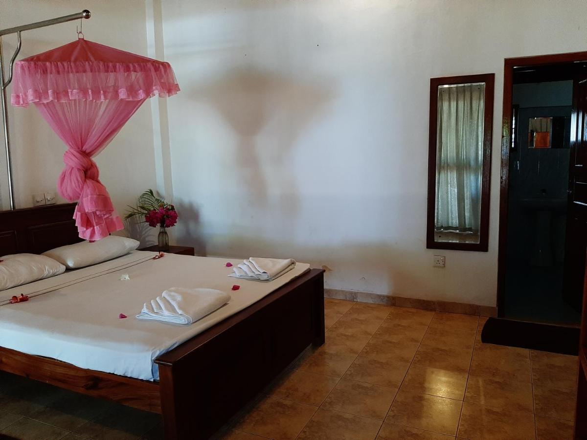 Lobster Beach Hotel Tangalle Luaran gambar