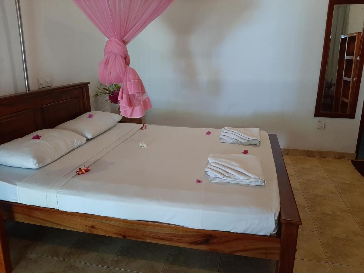 Lobster Beach Hotel Tangalle Luaran gambar